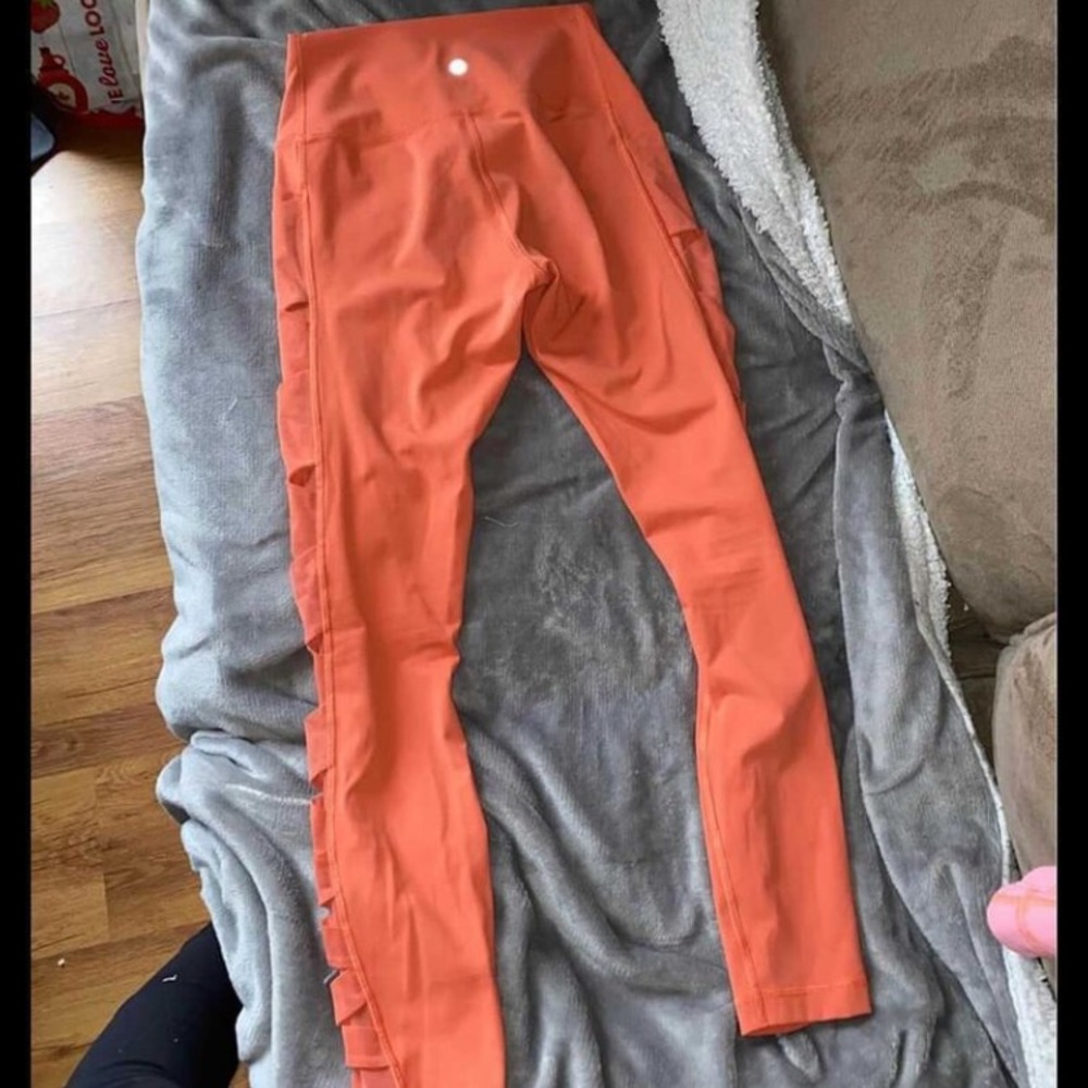 coral Lululemon leggings